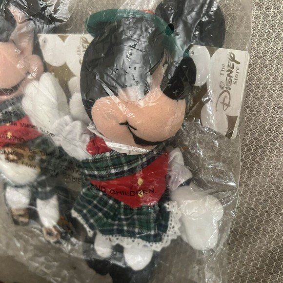 Vintage Disney Store Scottish Mickey Minnie Mouse Globe Trotting Collection Set - Picture 3 of 11
